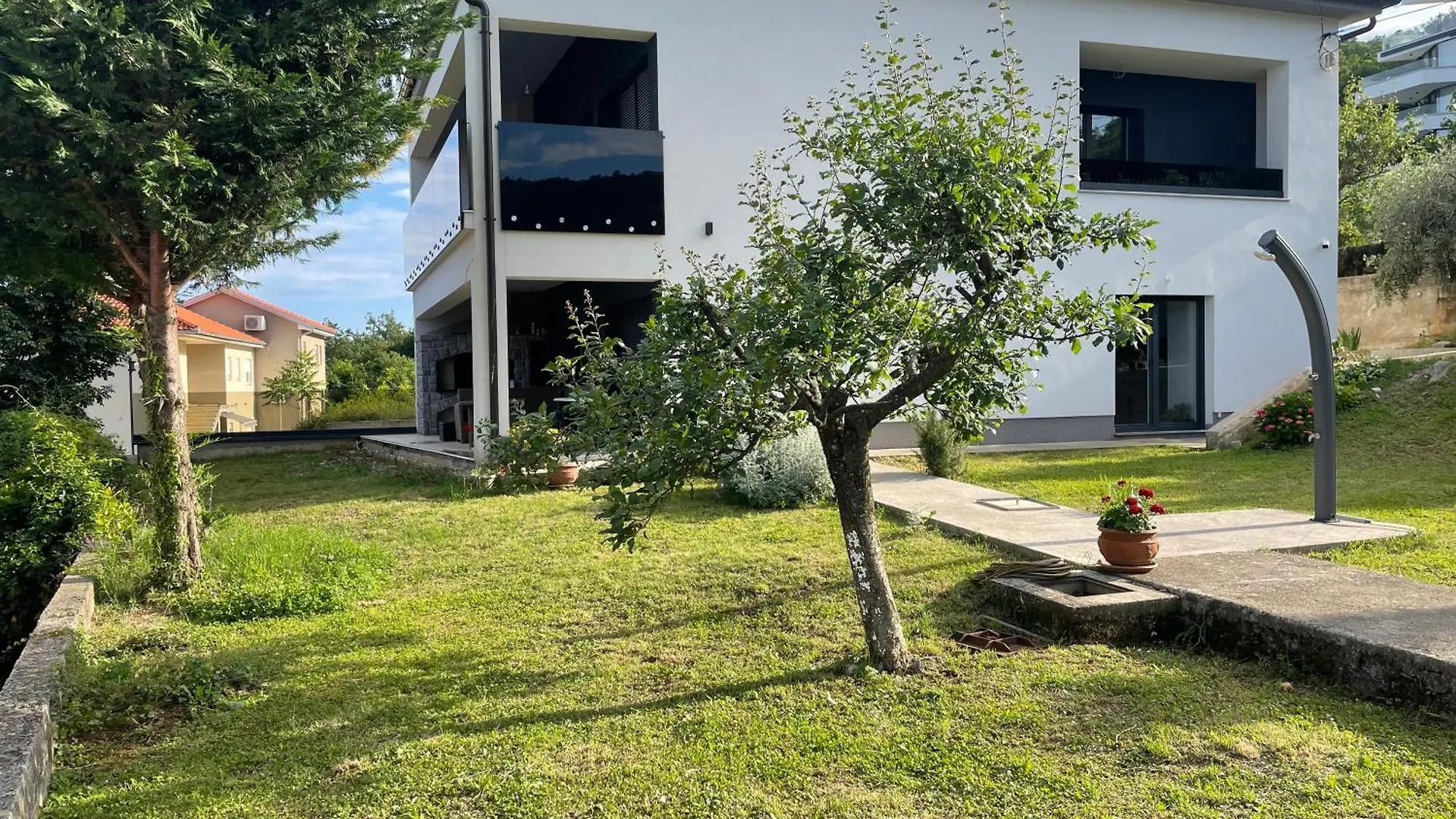 Apartments Opatija 0*,
